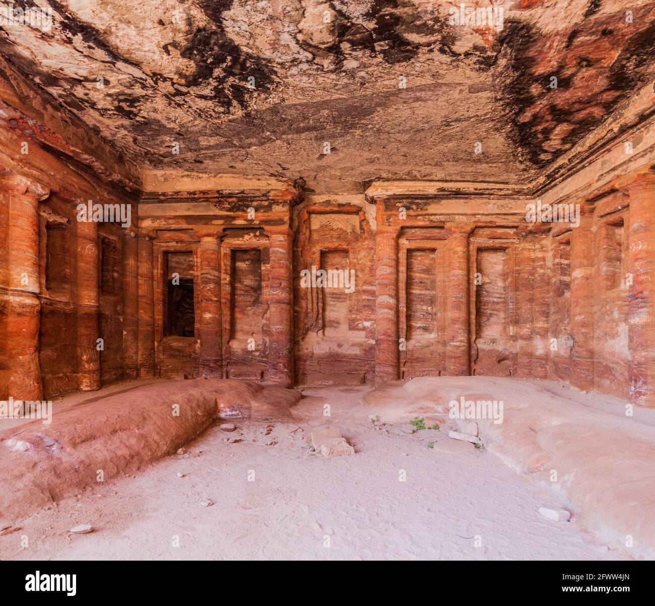 Interior Ancient Tomb Petra Middle High Resolution Stock Photography and  Images - Alamy