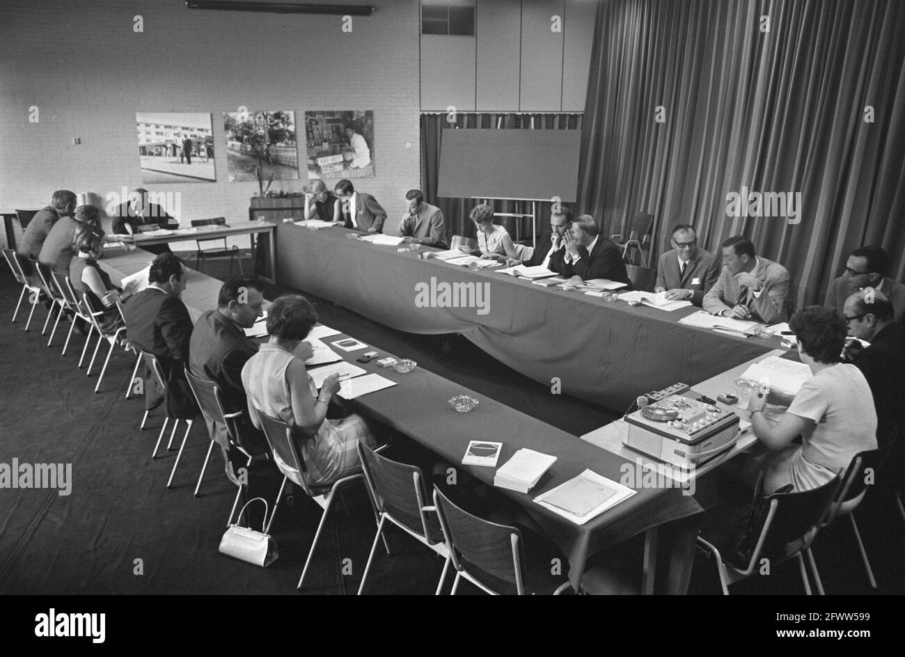 Assignment Foreign Affairs, Department of Development Assistance Information, Mr. De Groot, September 12, 1969, DEVELOPMENT ASSISTANCE, The Netherlands, 20th century press agency photo, news to remember, documentary, historic photography 1945-1990, visual stories, human history of the Twentieth Century, capturing moments in time Stock Photo