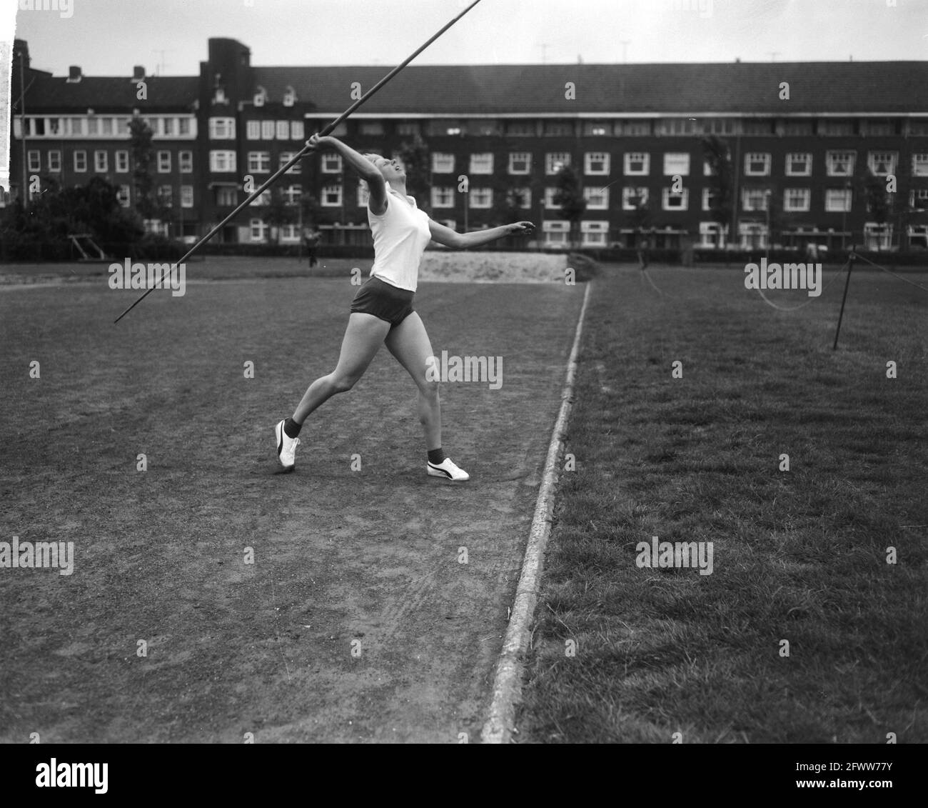 Assignment Cor du Buy (sports shoes), July 28, 1964, SPORTS SHOES,  athletics, javelin throw, The Netherlands, 20th century press agency photo,  news to remember, documentary, historic photography 1945-1990, visual  stories, human history