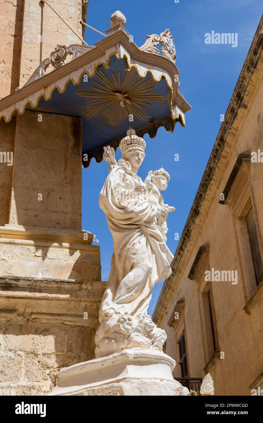 Ave Maria, Mary and Jesus statue outside the Church of the Annuncia, Silent City of Mdina, Malta Stock Photo