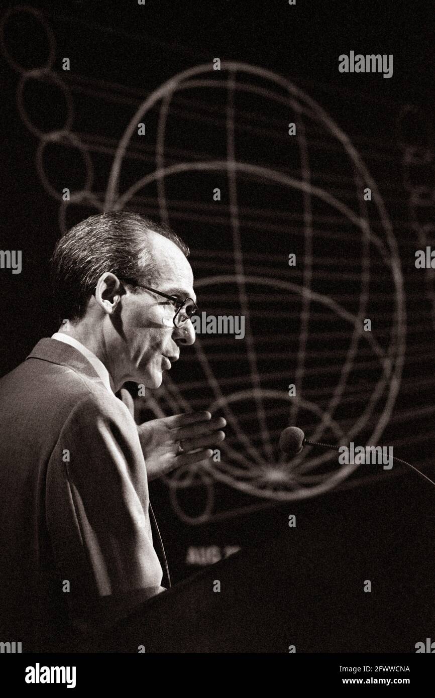Edward C. Stone; Voyager Chief Scientist;  Jet Propulsion Laboratory (JPL) Pasadena; California.? Ed Stone demonstrates one of his greatest skills: explaining.? Taken during the Voyager 2 encounter with Neptune; August 25; 1989 and a spell-binding five hours later: Triton; the last solid body the spacecraft would have the opportunity to visit.? Dr. Stone went on to become the director of the lab. Stock Photo