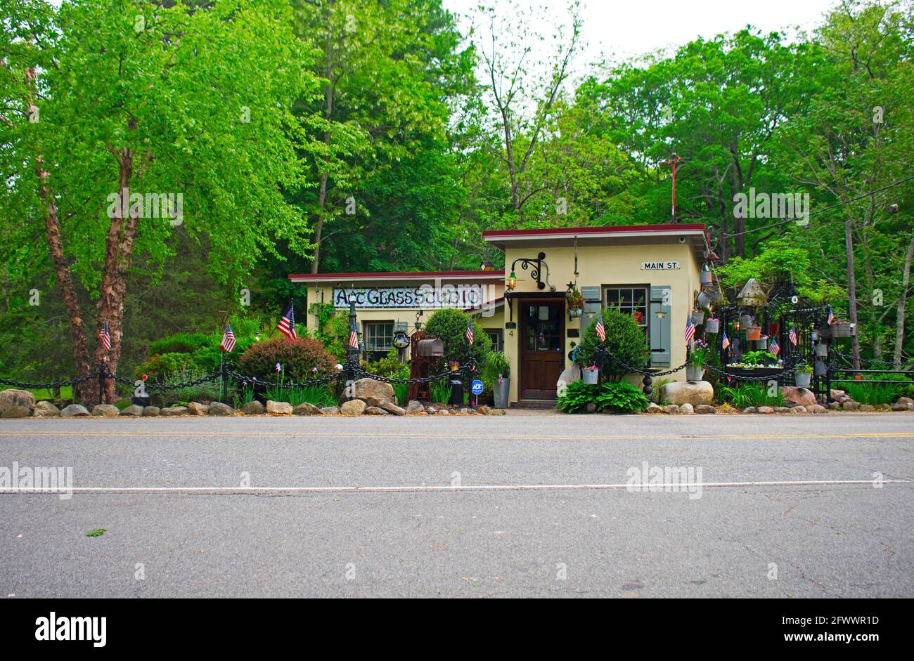 Windows and no one housing hires stock photography and images Alamy