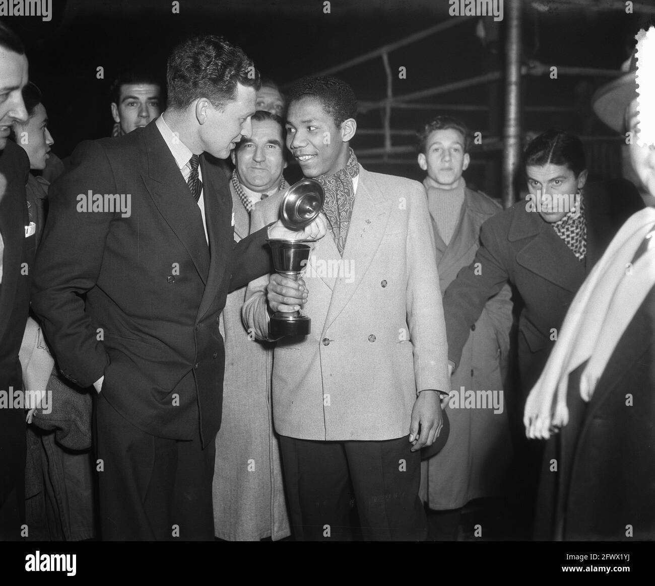 Assignments Coca Cola Boxing. Harry Bos against Anglee, December 10, 1952,  BOKSEN, Assignments, The Netherlands, 20th century press agency photo, news  to remember, documentary, historic photography 1945-1990, visual stories,  human history of