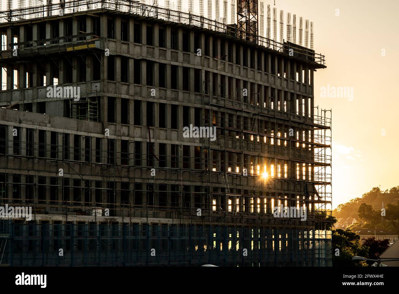 Construction site silhouette hi-res stock photography and images - Alamy