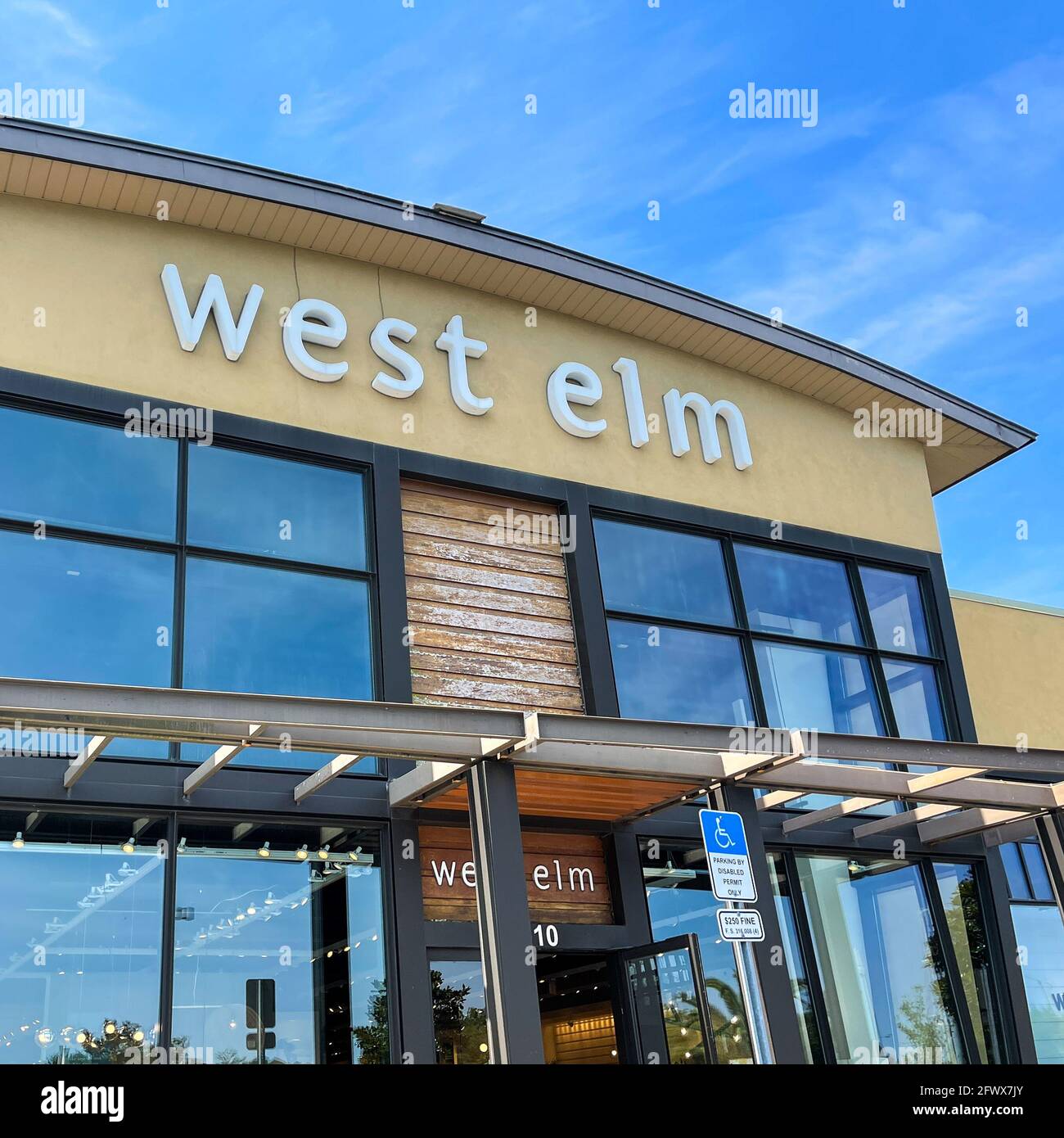 Midcentury modern hires stock photography and images Alamy