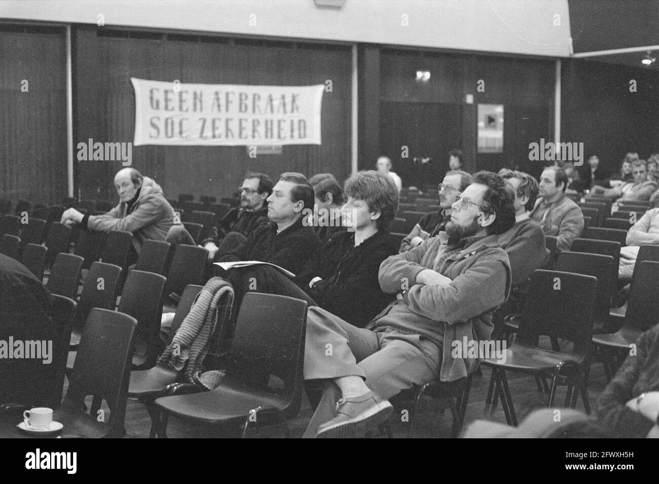 Protest meeting Construction and Wood Union FNV against WWV bill, February 22, 1985, Protest meetings, The Netherlands, 20th century press agency phot Stock Photo