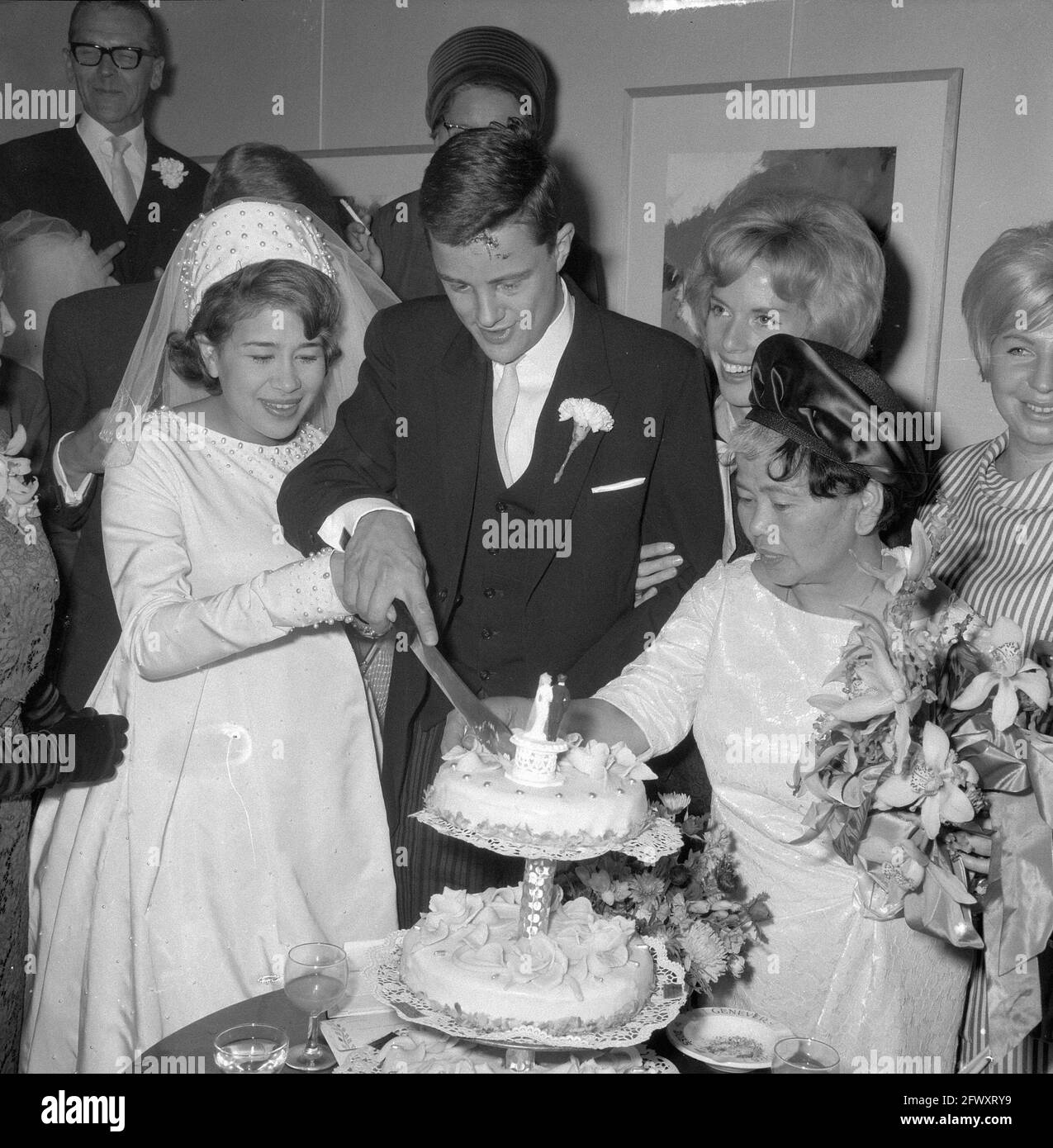 1964 wedding hi-res stock photography and images - Alamy