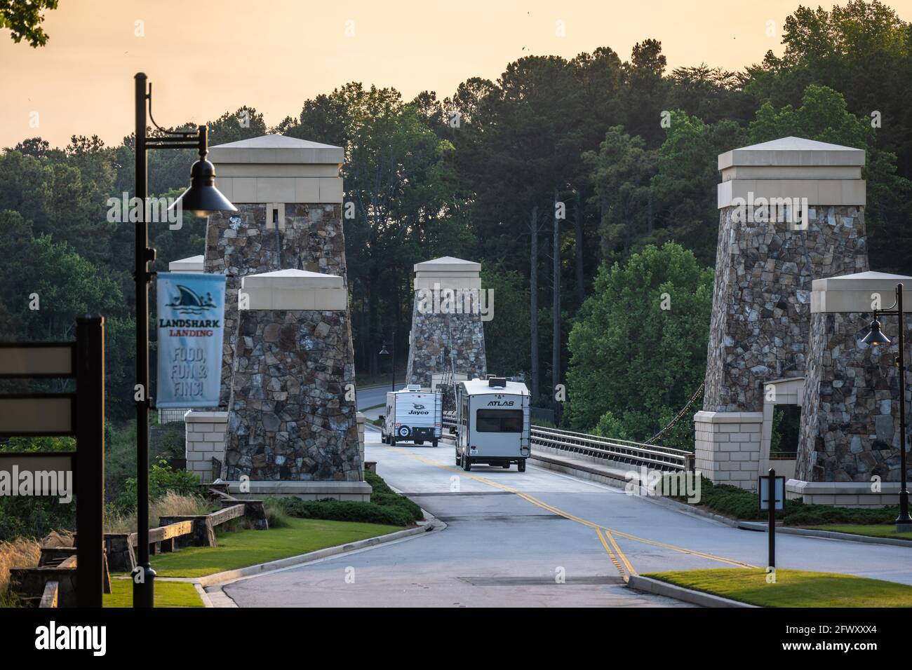 RV campers entering Lake Lanier Islands resort complex on Lake Lanier in North Georgia's Hall County, about 60 miles northeast of Atlanta. (USA) Stock Photo
