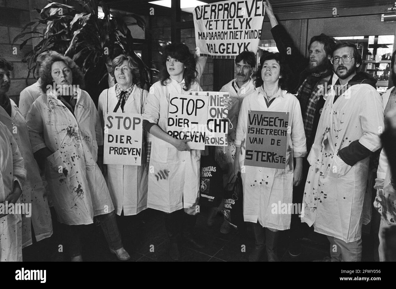 Animal protest 1990 hi-res stock photography and images - Alamy