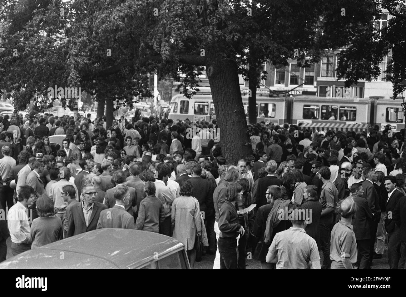 Protest demonstration students and workers lawsuits against Maagdenhuis occupiers from Westermarkt Amsterdam, procession with banner, June 12, 1969, A Stock Photo