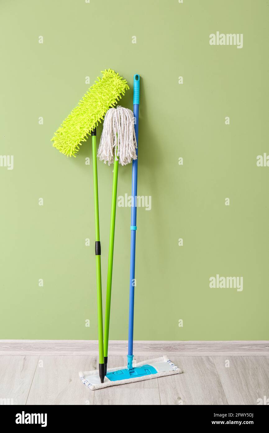 Mops wall hires stock photography and images Alamy