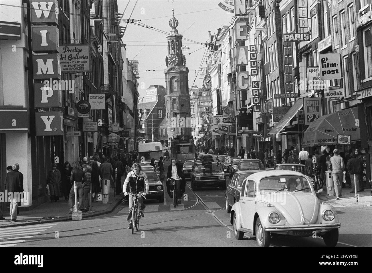 Reguliersbreestraat in Amsterdam is made car-free; the ...