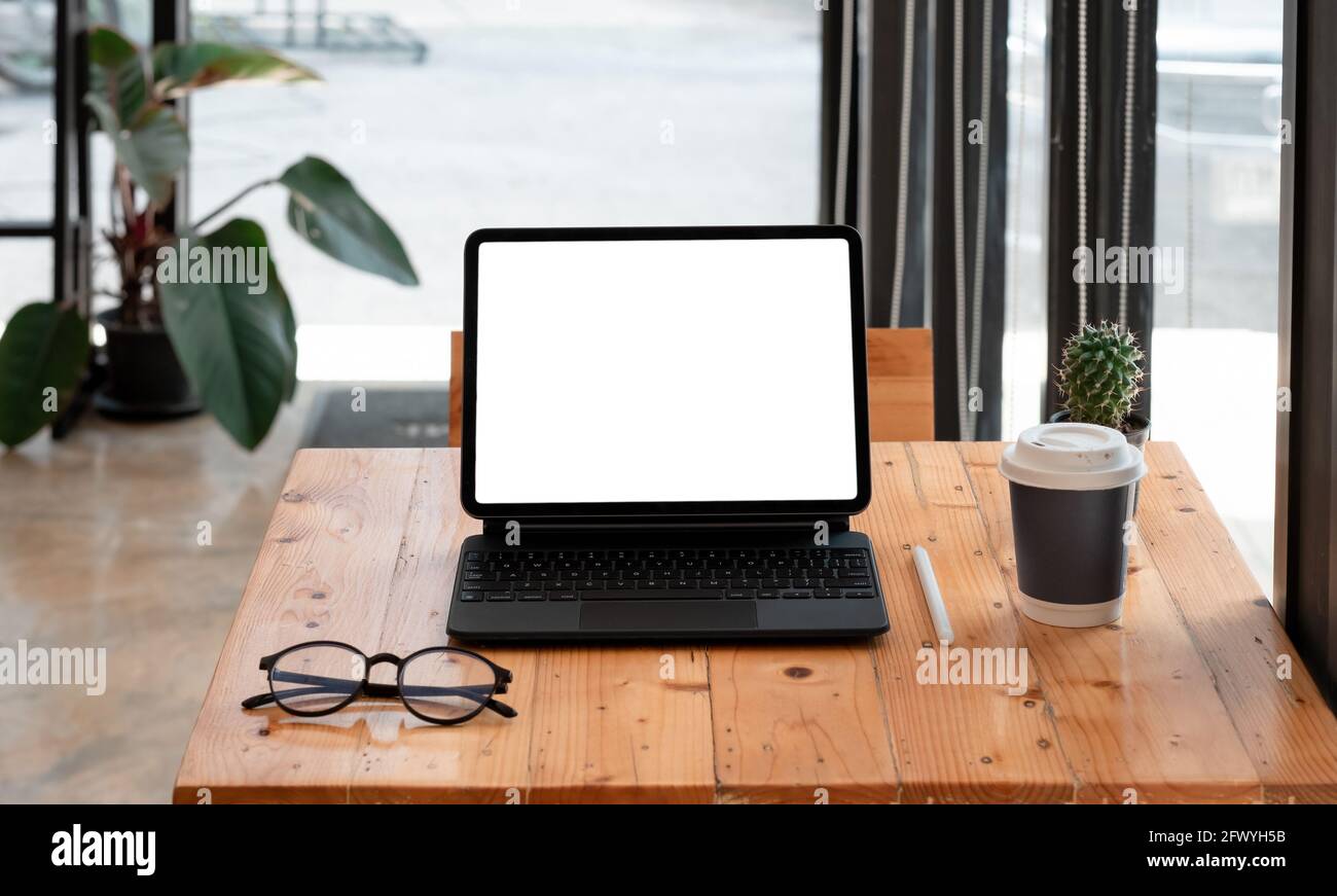 CHIANG MAI, THAILAND - MAY 23, 2021: iPad Pro on table with Youtube logo, iPad Pro was created and developed by the Apple inc Stock Photo