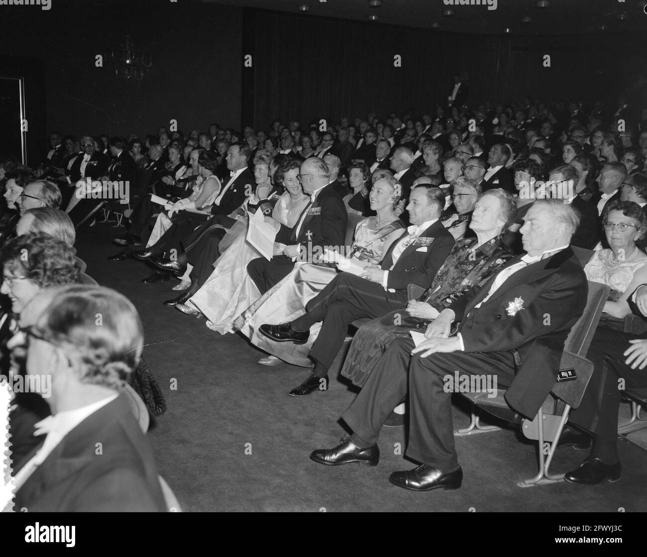 295th anniversary of the Marine Corps at the Rotterdam Theatre, 1 December 1960, theaters, The Netherlands, 20th century press agency photo, news to remember, documentary, historic photography 1945-1990, visual stories, human history of the Twentieth Century, capturing moments in time Stock Photo