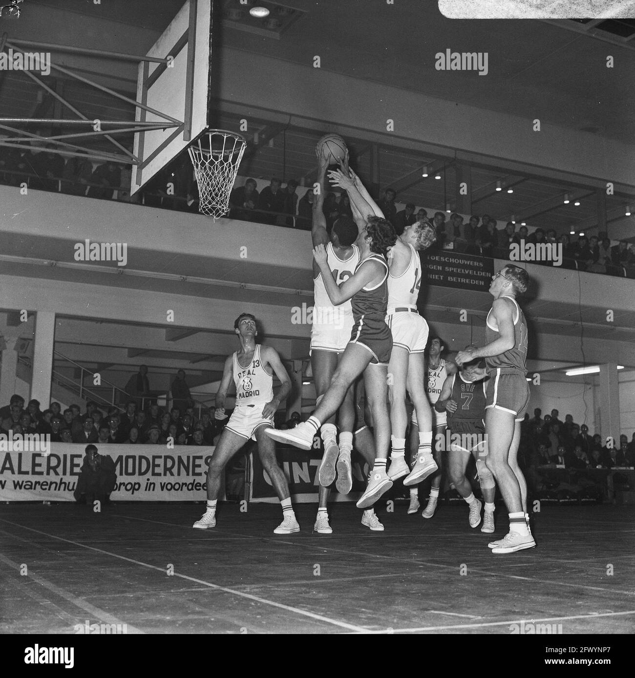Dutch basketball cup hi-res stock photography and images - Alamy