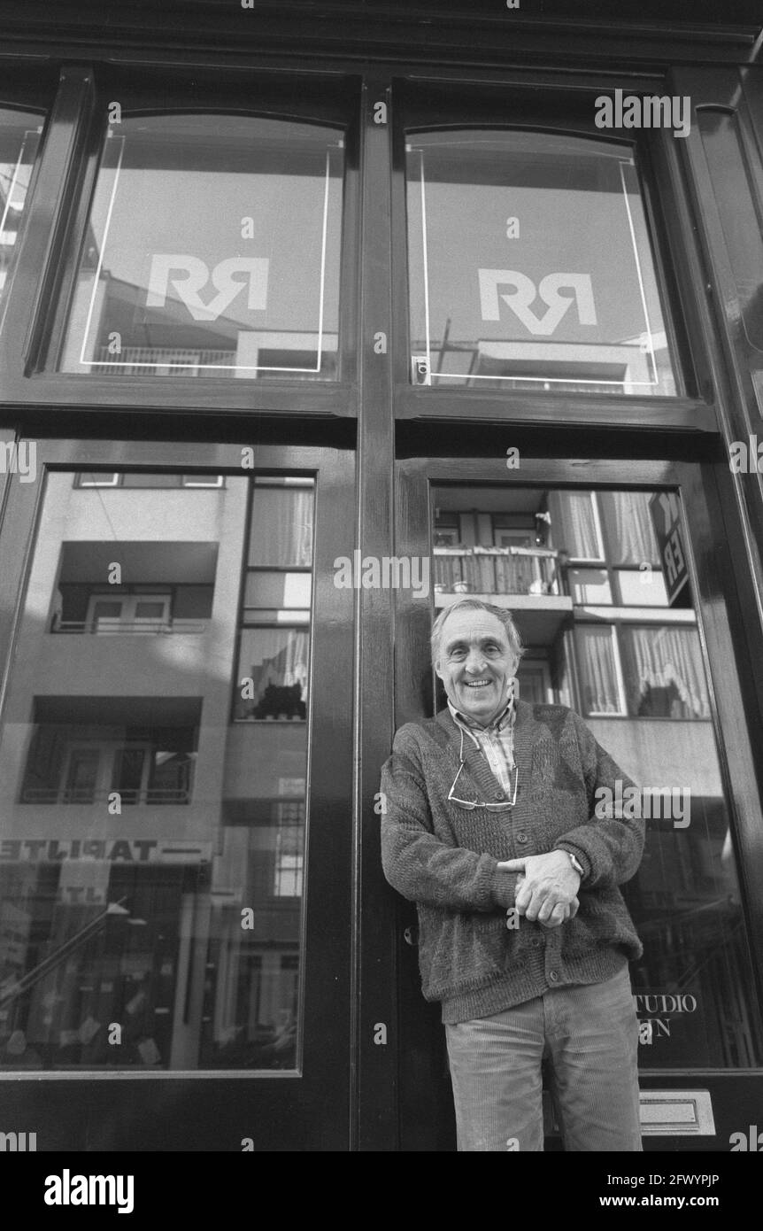 Rob van reijn poses hi-res stock photography and images - Alamy