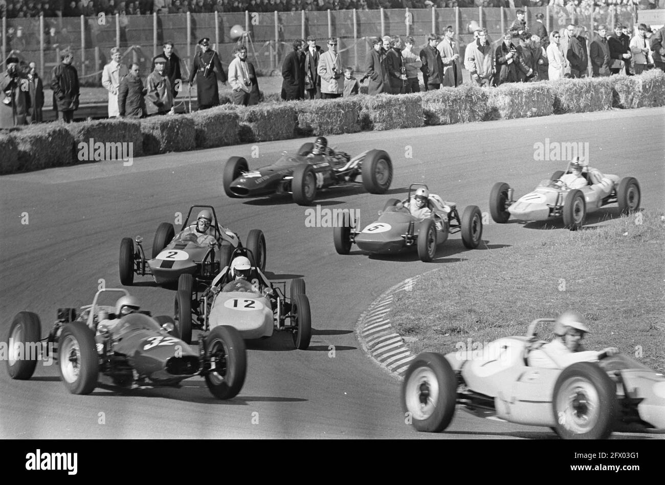 Autoraces at Zandvoort. Autoraces at Zandvoort. Overview formula libre Monoposto, April 7, 1968, autosport, sport, The Netherlands, 20th century press agency photo, news to remember, documentary, historic photography 1945-1990, visual stories, human history of the Twentieth Century, capturing moments in time Stock Photo