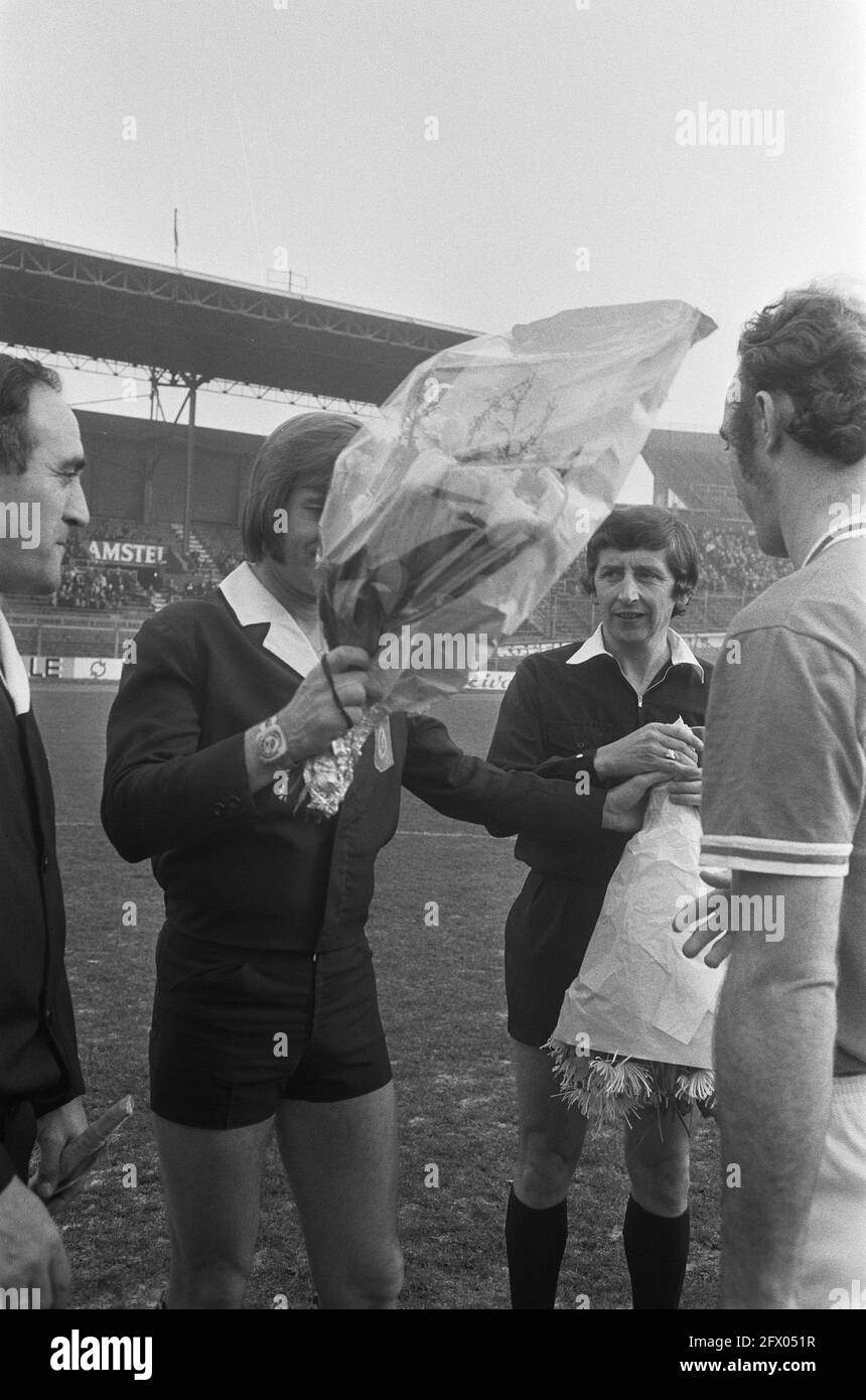 Flowers referee Black and White Stock Photos & Images Alamy