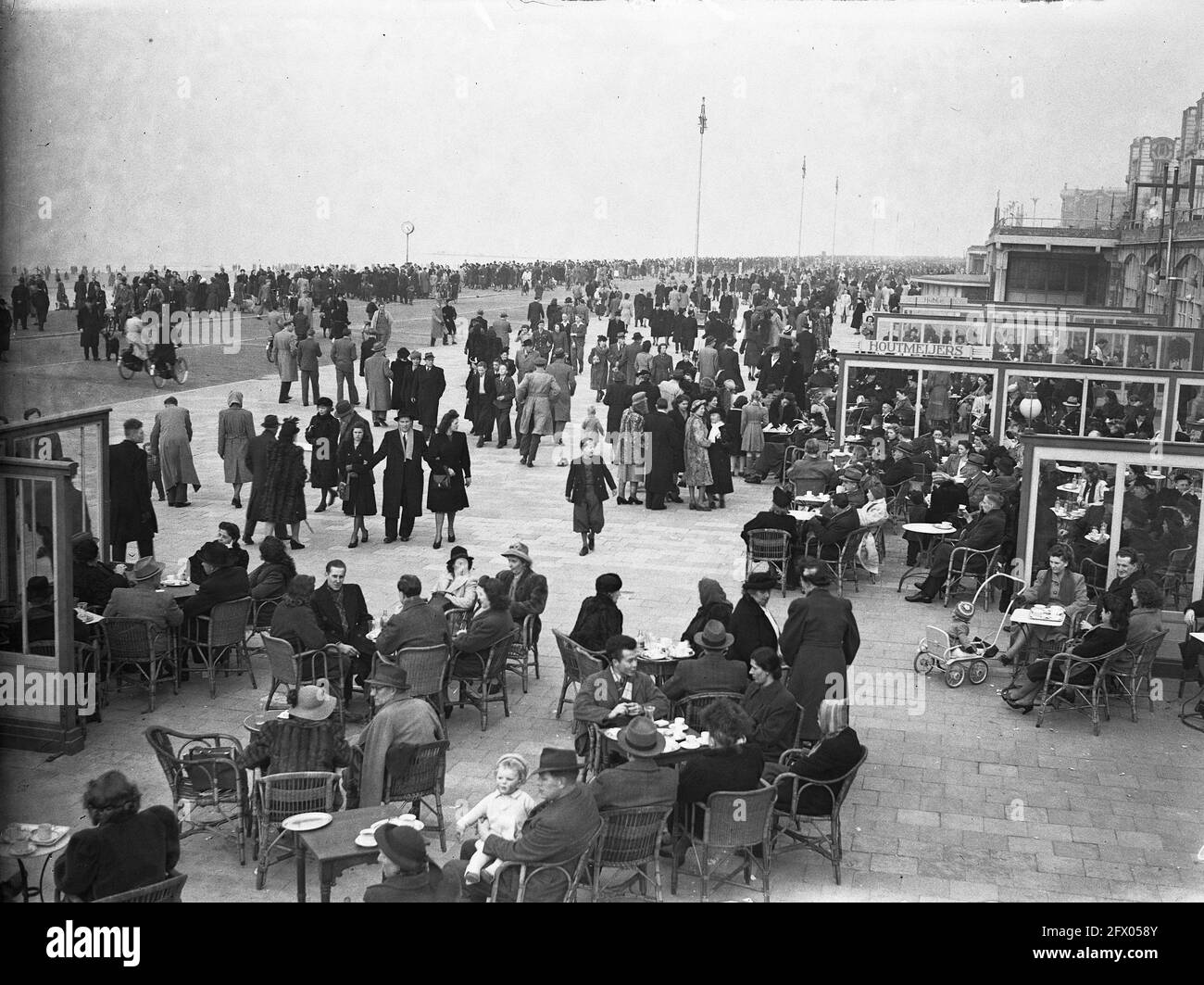Scheveningen against spring weather 29-2-1948, February 26, 1948, The Netherlands, 20th century press agency photo, news to remember, documentary, historic photography 1945-1990, visual stories, human history of the Twentieth Century, capturing moments in time Stock Photo