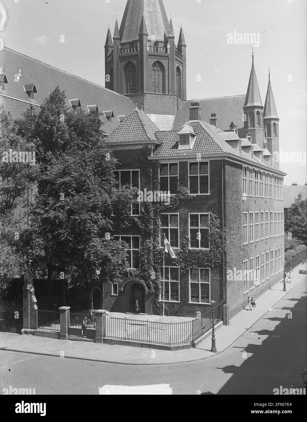 School building Saint Vincent (Lindeman), July 1, 1950, buildings, schools, The Netherlands, 20th century press agency photo, news to remember, documentary, historic photography 1945-1990, visual stories, human history of the Twentieth Century, capturing moments in time Stock Photo