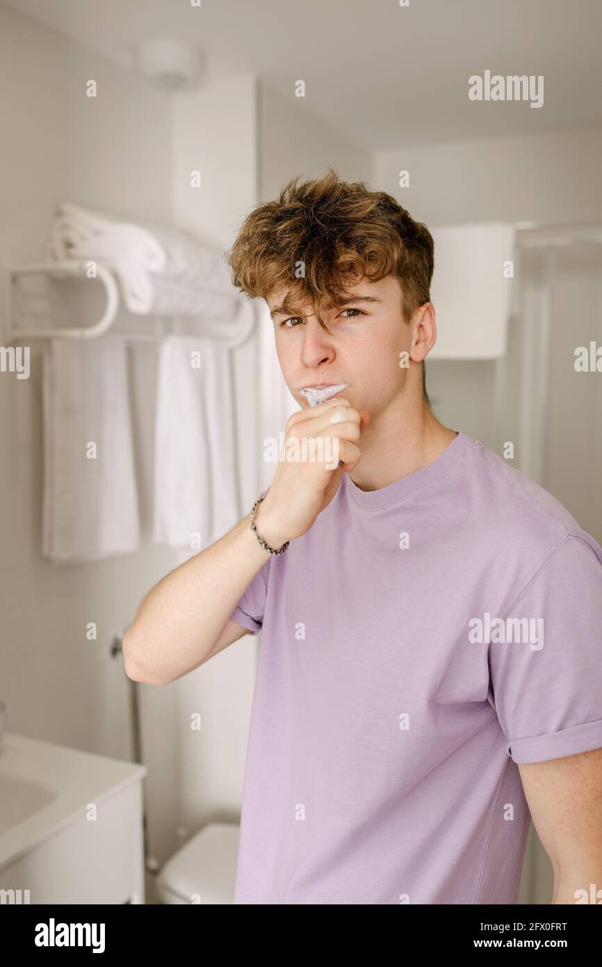 Male Bathroom Cam Male Bathroom Cam