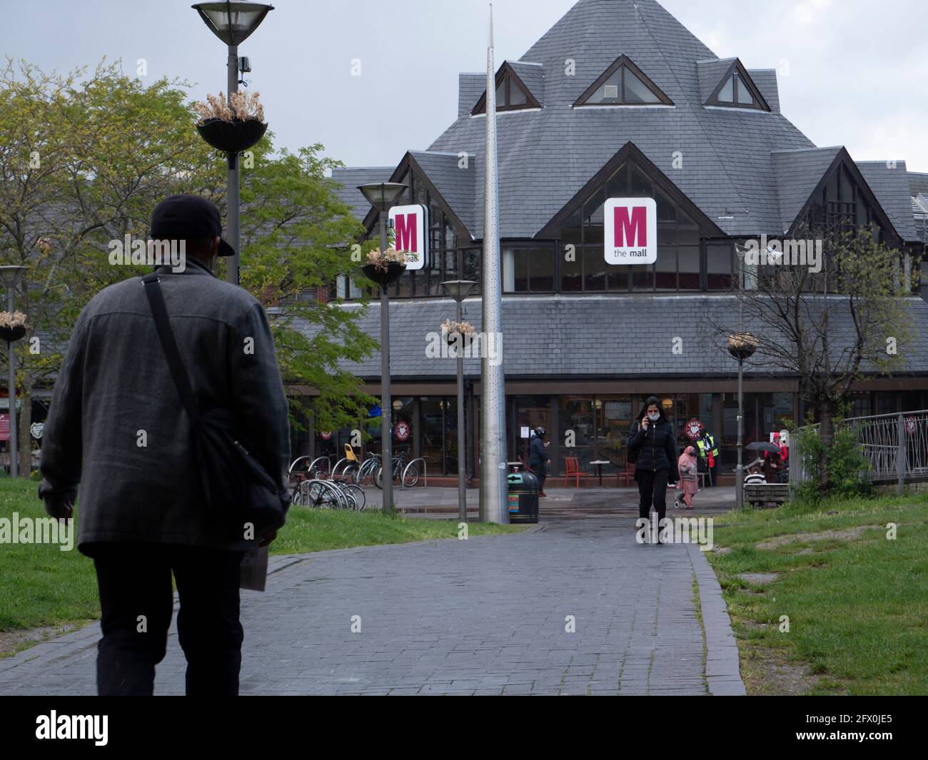 Path leading to The Mall shopping area in Walthamstow, London Stock