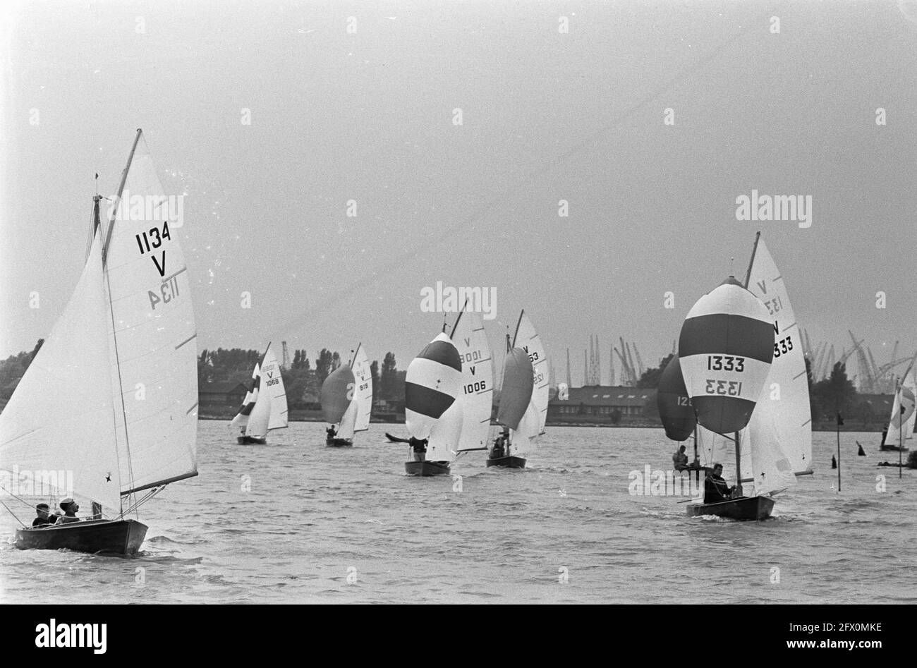 Freedom class downwind hires stock photography and images Alamy