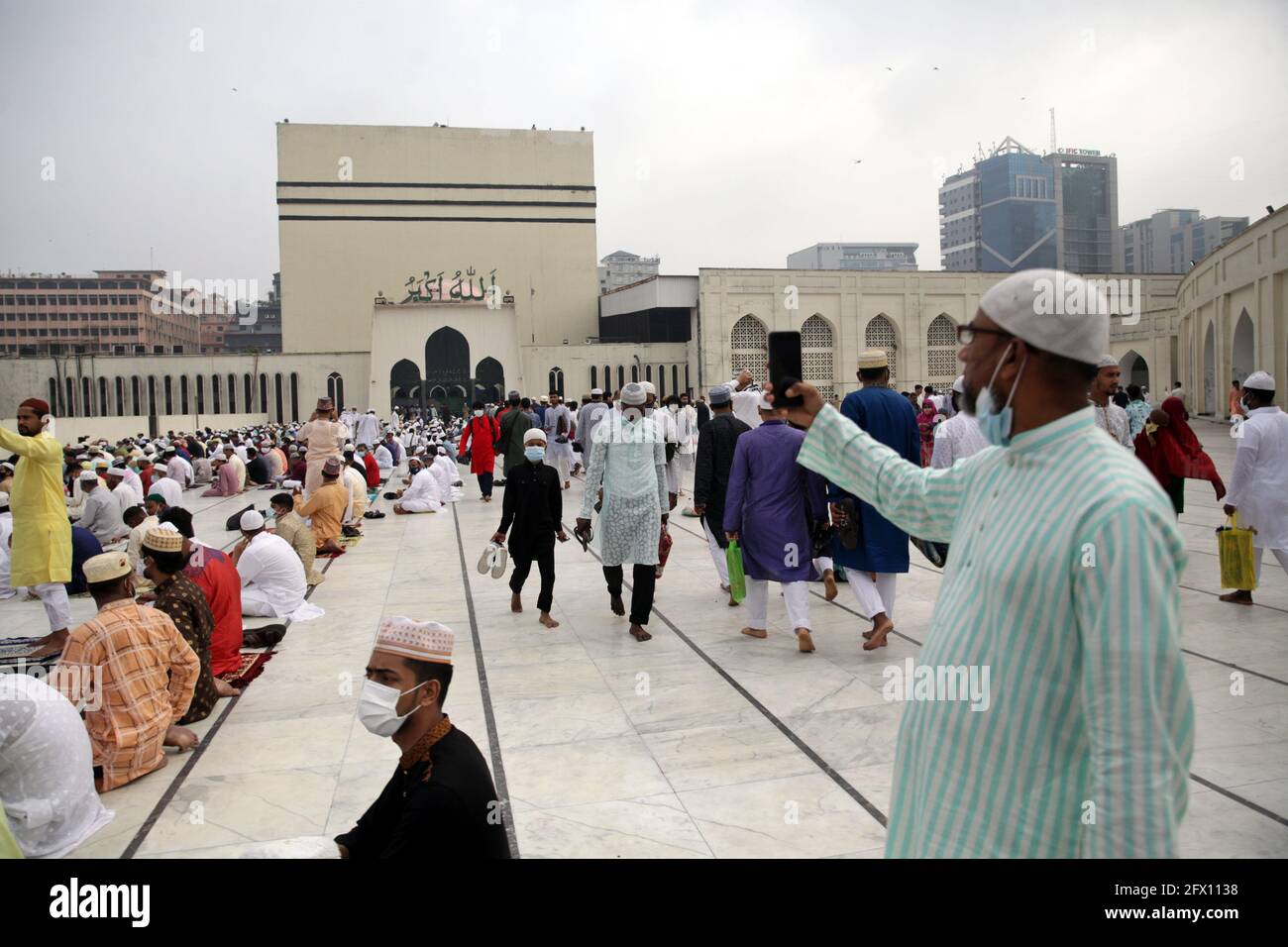 May 14 2021.dhaka, Bangladesh. Muslim devotees have attended the first
