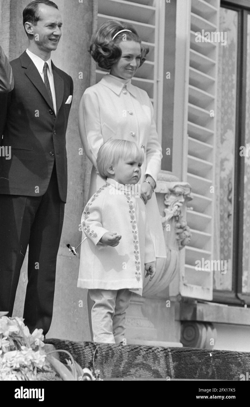 Queen's Day, HM 60 years no. 12, 13: Hugo Charles Pr. Irene and Pr. Willem Alexander, no. 14, Willem Alexander, Beatrix, HM, Bernhard, Margriet, April 30, 1969, KINGINDAY, The Netherlands, 20th century press agency photo, news to remember, documentary, historic photography 1945-1990, visual stories, human history of the Twentieth Century, capturing moments in time Stock Photo