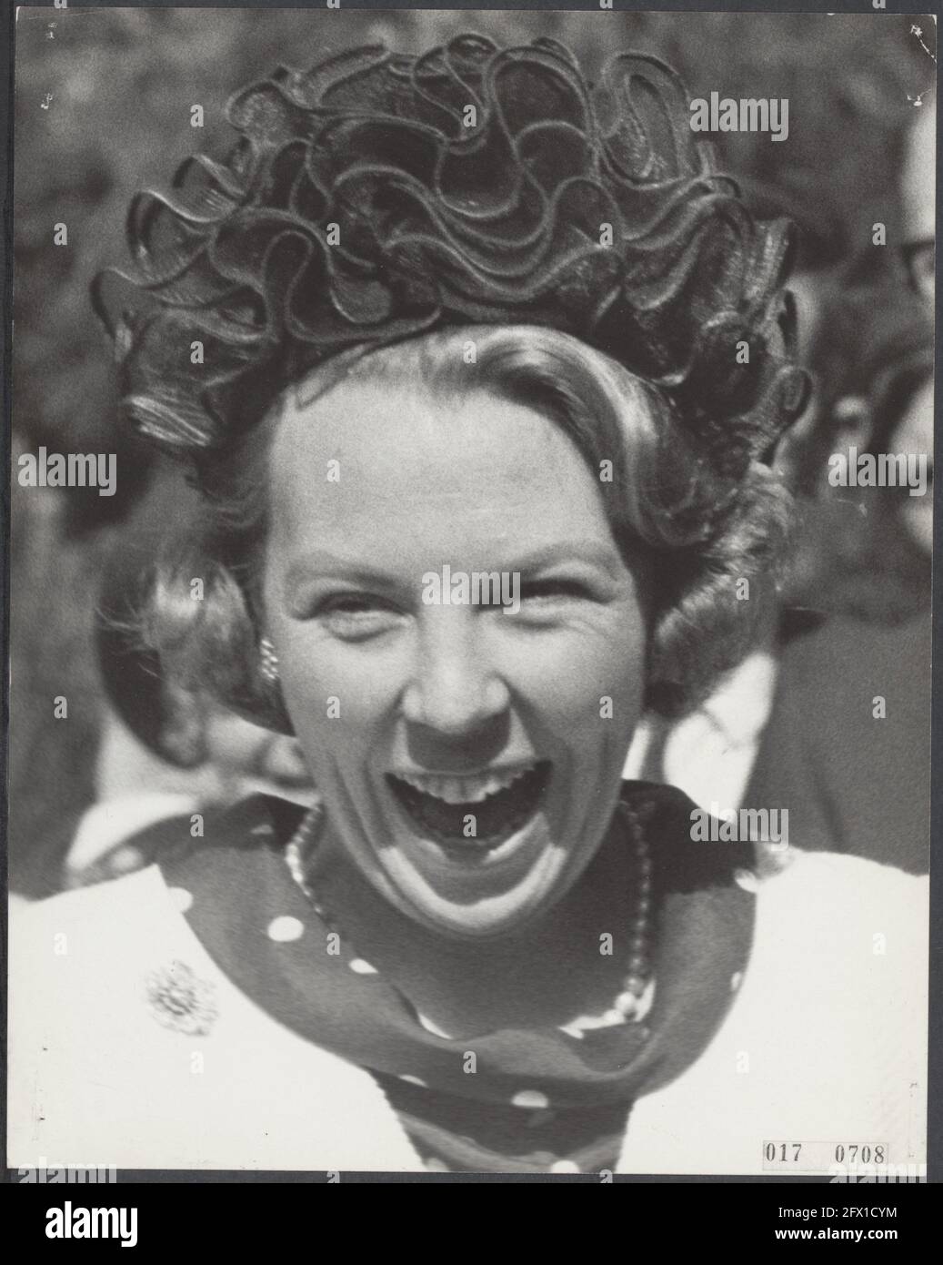 royal house, princesses, portraits, Beatrix, princess, Univers 65, June ...