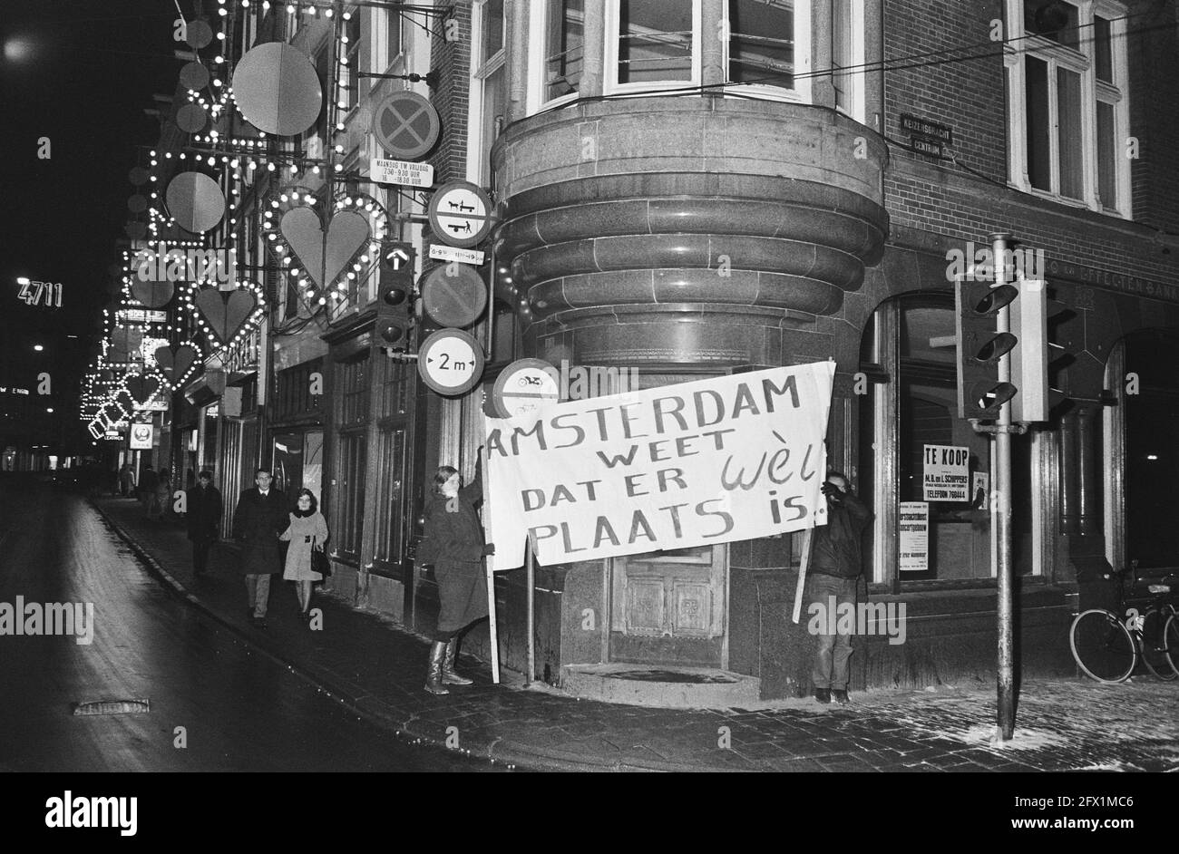 Action 7 amro bank Black and White Stock Photos & Images - Alamy