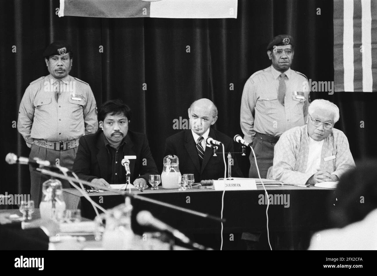 Conference in Capelle aan de IJssel (to sign) alliance treaty between South Moluccans, East Timorese and Papuans from West Irian, April 24, 1981, conferences, treaties, The Netherlands, 20th century press agency photo, news to remember, documentary, historic photography 1945-1990, visual stories, human history of the Twentieth Century, capturing moments in time Stock Photo