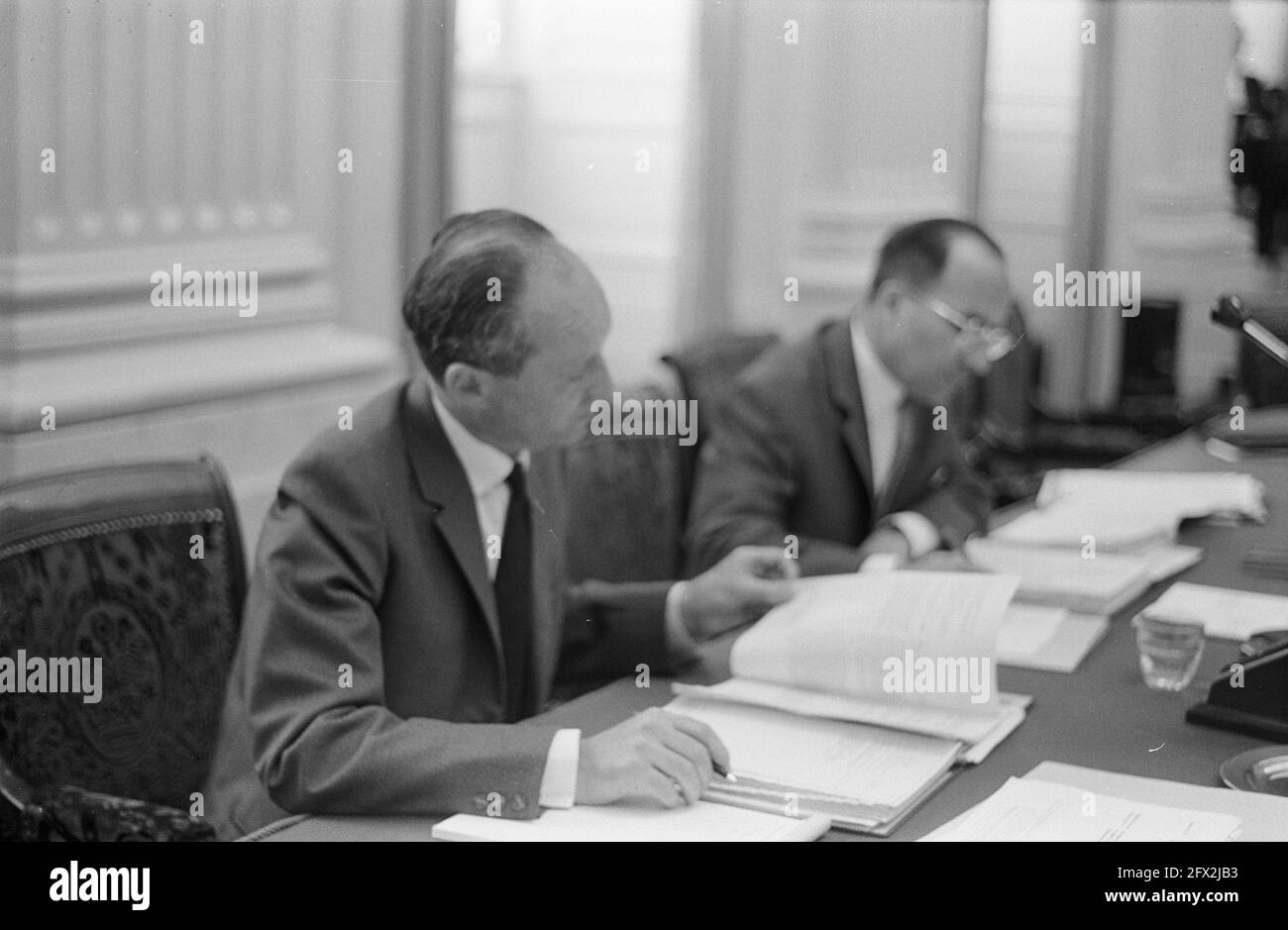 Mammoetwet Tweede Kamer ( Minister Cals and mr. J.G.M. Broekman ), 19 June 1962, The Netherlands, 20th century press agency photo, news to remember, documentary, historic photography 1945-1990, visual stories, human history of the Twentieth Century, capturing moments in time Stock Photo