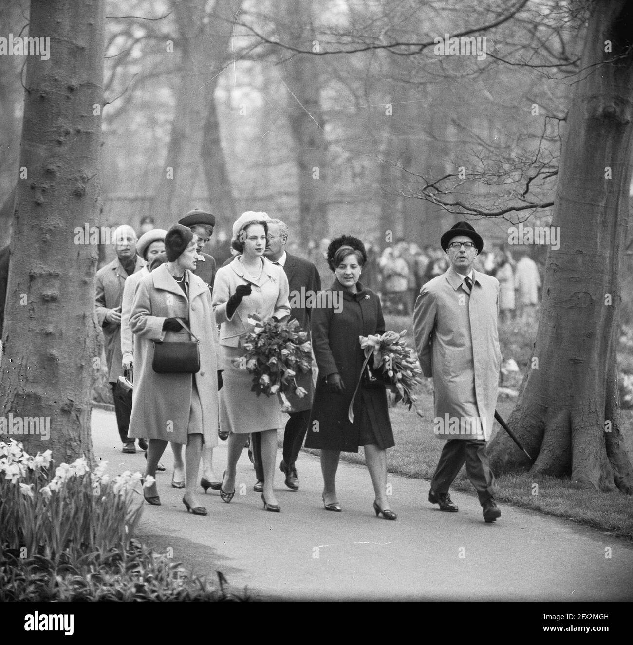 Princess Benedikte and Princess Margriet visit Keukenhof in Lisse, April 8, 1965, visits, The Netherlands, 20th century press agency photo, news to remember, documentary, historic photography 1945-1990, visual stories, human history of the Twentieth Century, capturing moments in time Stock Photo