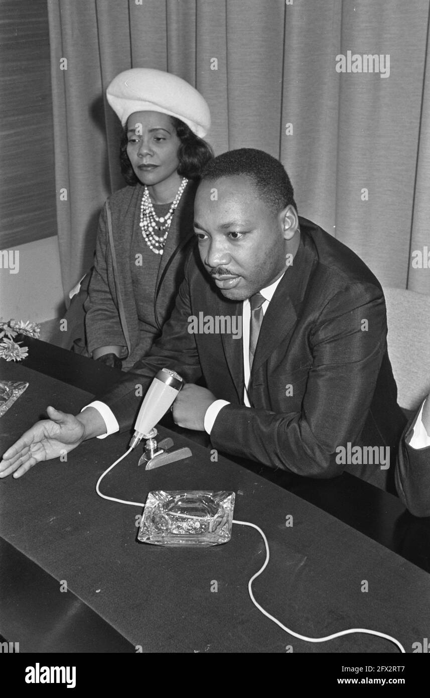 Martin luther king and his wife coretta scott king hi-res stock ...