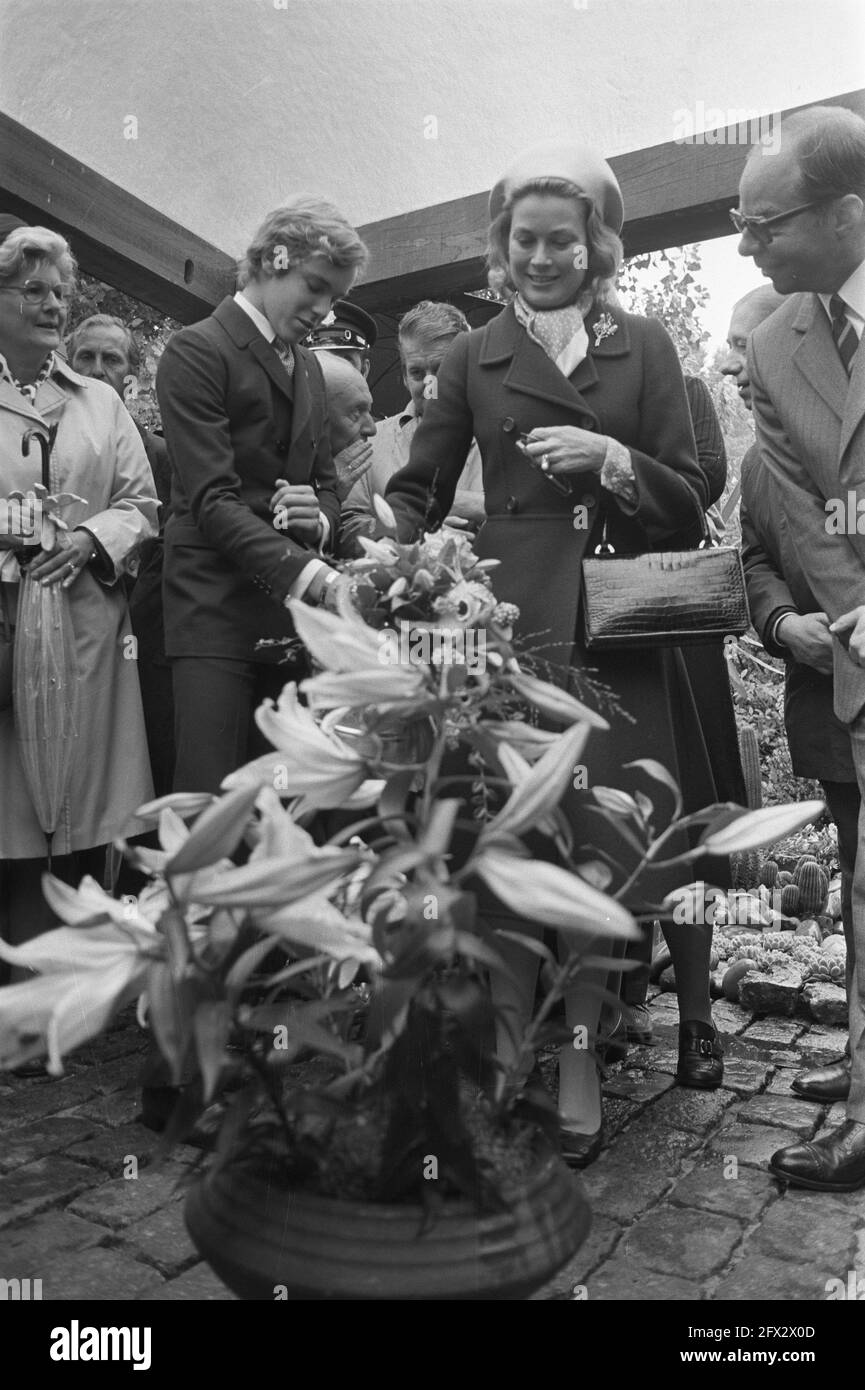 Princess Gracia of Monaco baptizes a lily at Floriade, September 16, 1972, Lilies, Princesses, The Netherlands, 20th century press agency photo, news to remember, documentary, historic photography 1945-1990, visual stories, human history of the Twentieth Century, capturing moments in time Stock Photo
