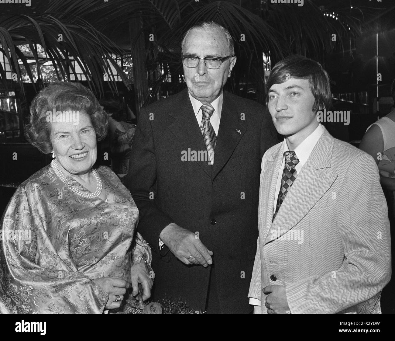 Chests World Championship 1990: Karpov vs Kasparov, Lyon (France Stock  Photo - Alamy