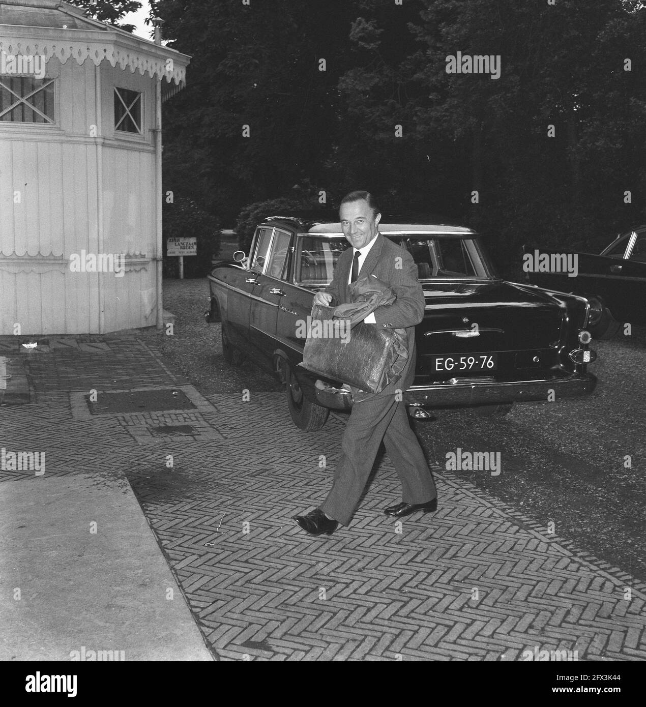 Ministers meeting at the Cabinet, unknown, June 26, 1962, ministers, The Netherlands, 20th century press agency photo, news to remember, documentary, historic photography 1945-1990, visual stories, human history of the Twentieth Century, capturing moments in time Stock Photo