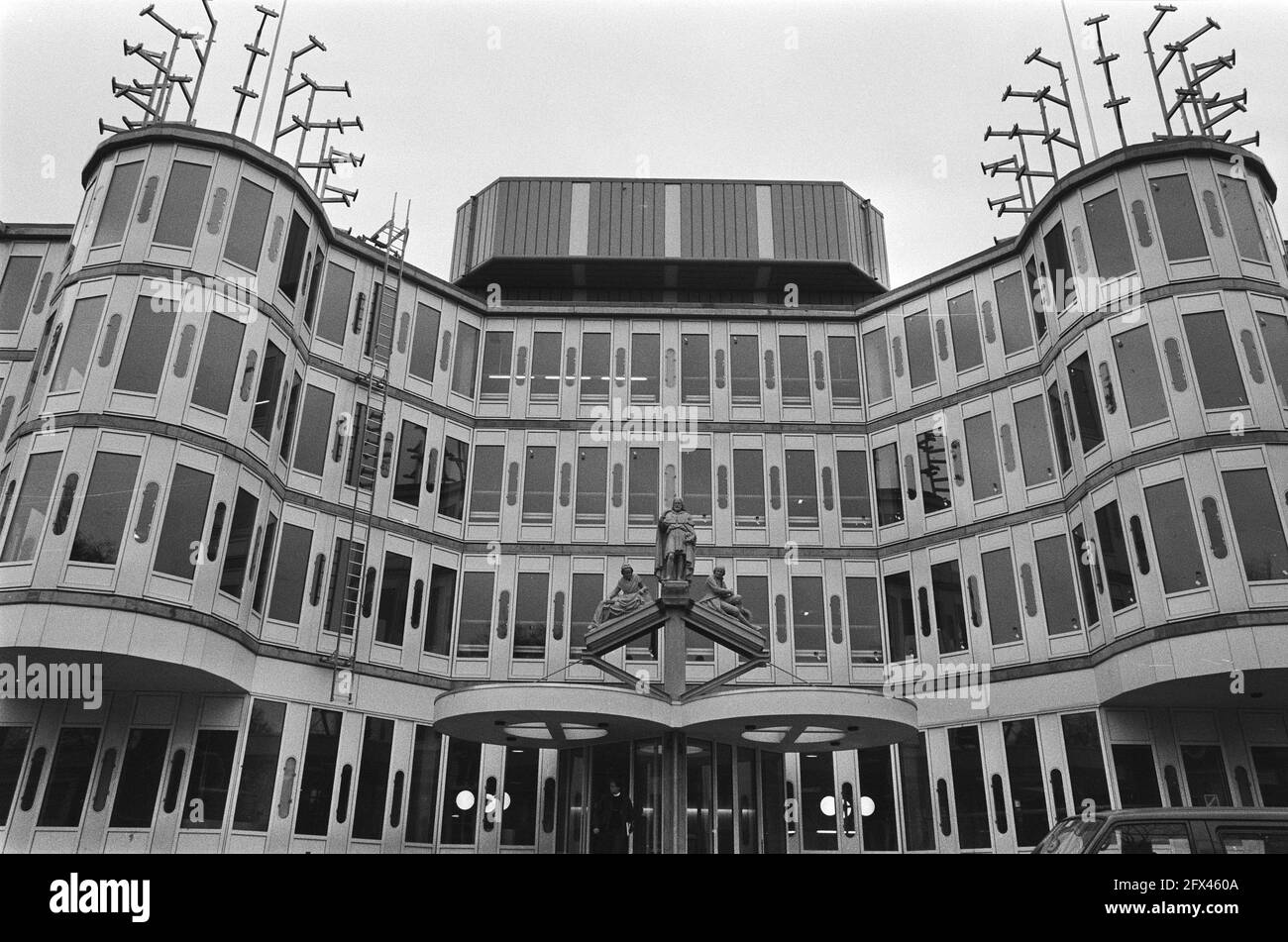 Statues of patron saints hires stock photography and images Alamy