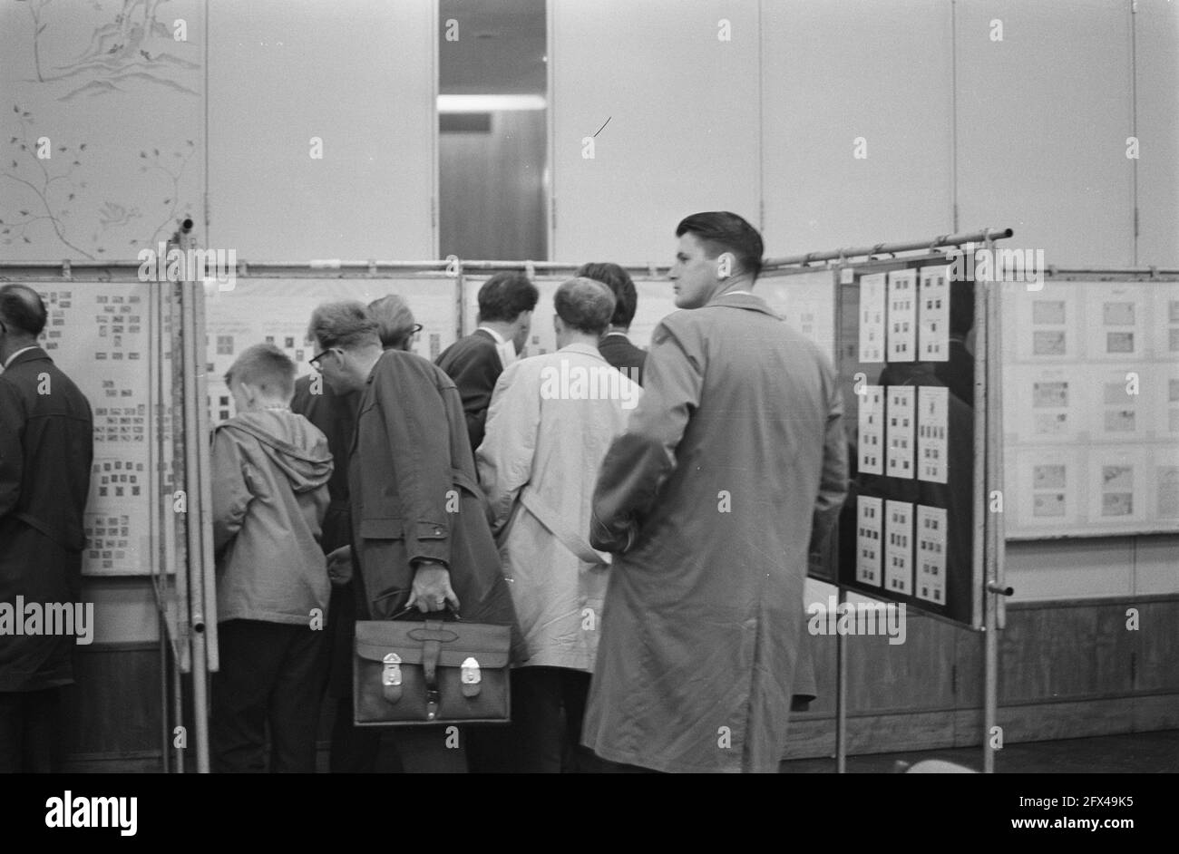 The Day of the Stamps in the St. John's Hall in Krasnapolski, October 7, 1962, POSTAGE STAMPS, The Netherlands, 20th century press agency photo, news to remember, documentary, historic photography 1945-1990, visual stories, human history of the Twentieth Century, capturing moments in time Stock Photo