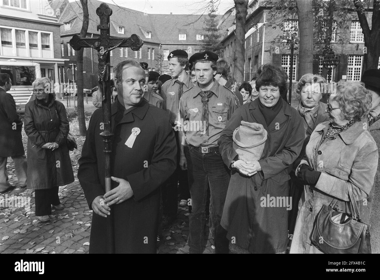 Participants in the procession, October 31, 1982, pilgrimages, pilgrims, places of pilgrimage, crosses, processions, The Netherlands, 20th century press agency photo, news to remember, documentary, historic photography 1945-1990, visual stories, human history of the Twentieth Century, capturing moments in time Stock Photo