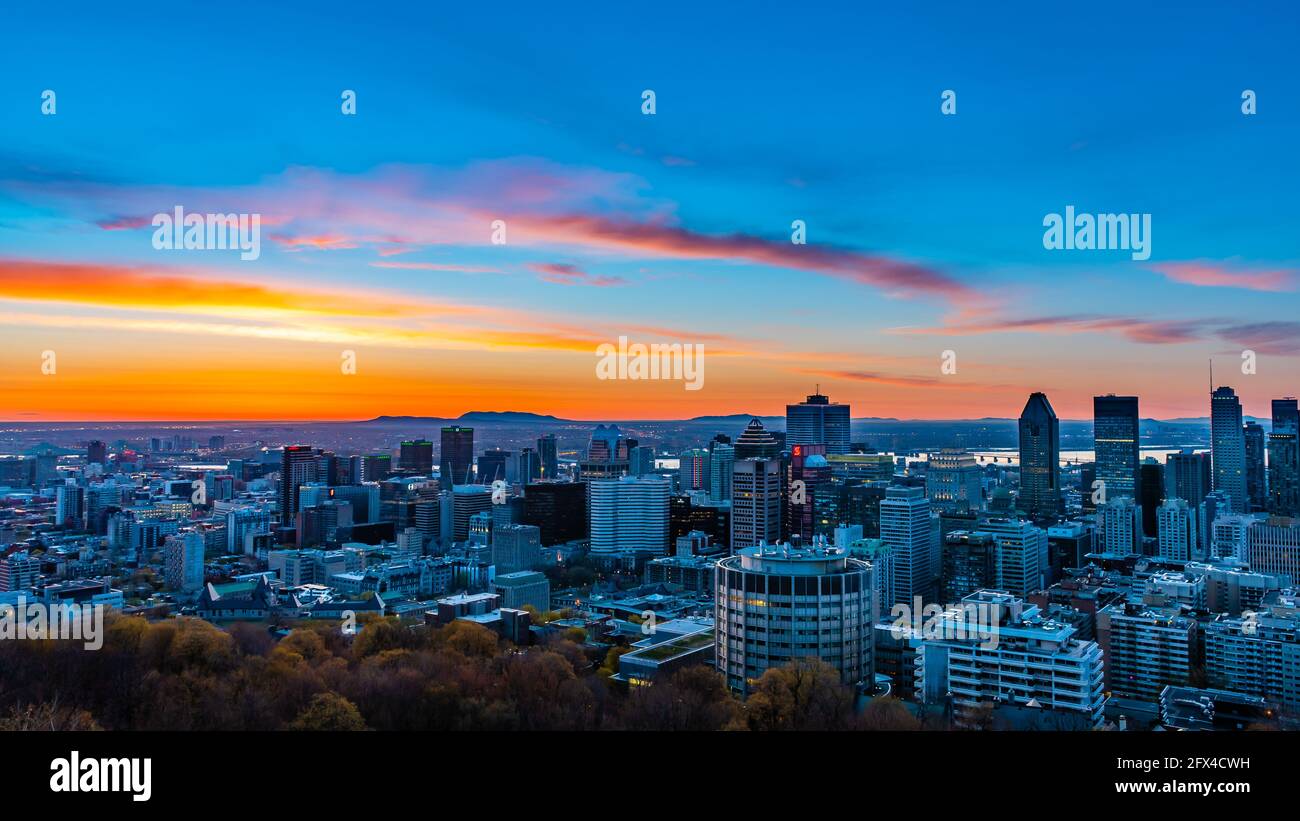 Beautiful sunrise view from the Kondiaronk belvedere, Mount-Royal, Montreal, Canada Stock Photo