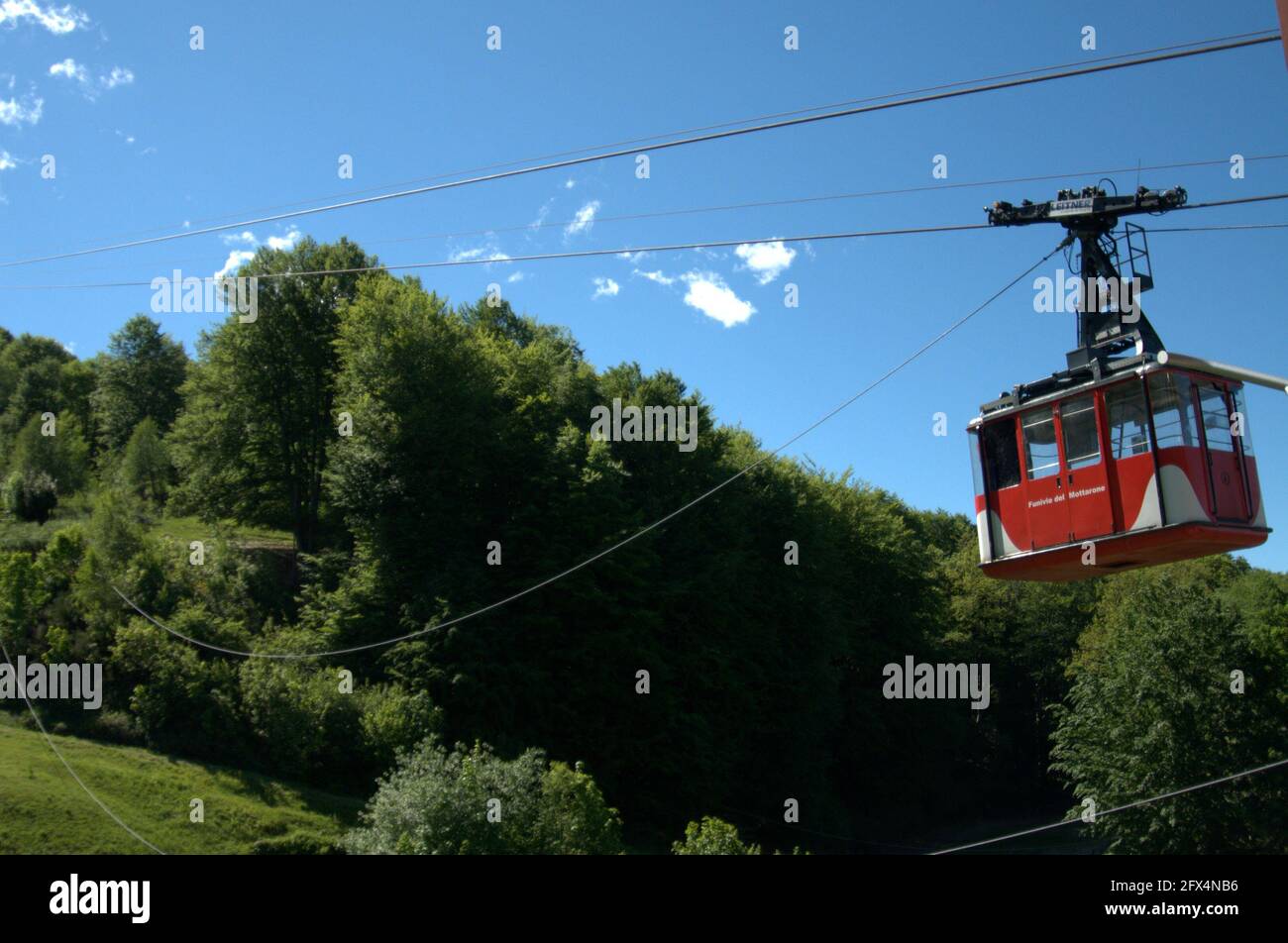 Cab Railway Stresa-Mottarone / Incidente Funivia Stresa-Mottarone. Lago Maggiore, Italy Stock Photo