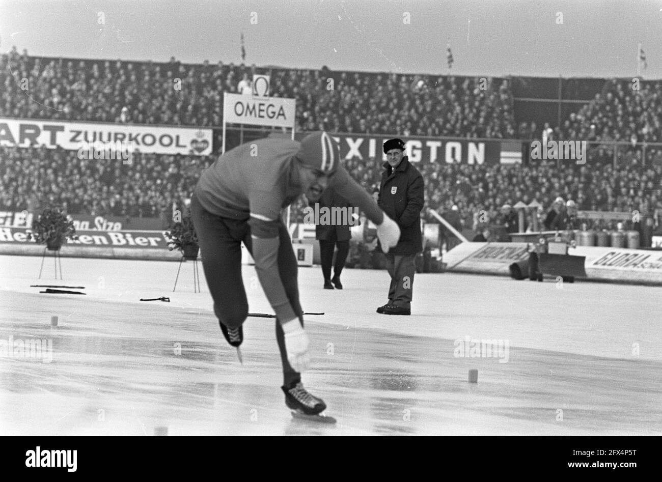 500 meter speed skating hi-res stock photography and images - Page 2 - Alamy