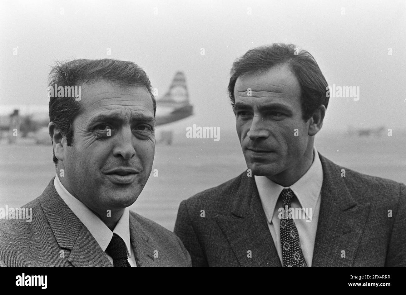 Arrival of director George Lautner (left) and Venantino Venantini (movie star) at Schiphol Airport, February 2, 1966, FILMSTERREN, Directors, Arrivals, The Netherlands, 20th century press agency photo, news to remember, documentary, historic photography 1945-1990, visual stories, human history of the Twentieth Century, capturing moments in time Stock Photo