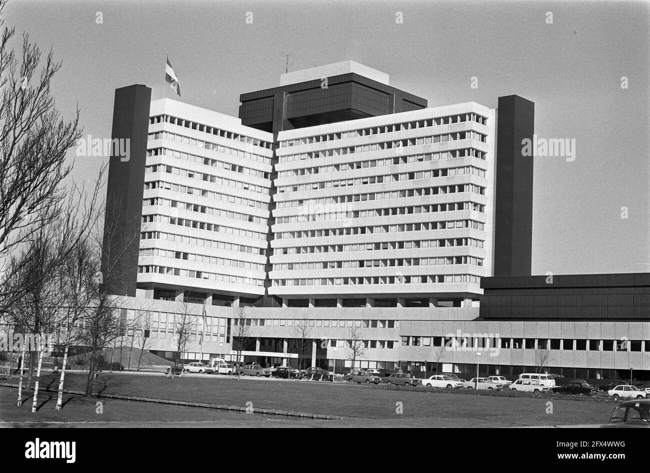 Exterior of the CBS (Central Bureau of Statistics ) building, January 31,  1974, buildings, offices, government services, The Netherlands, 20th  century press agency photo, news to remember, documentary, historic  photography 1945-1990, visual