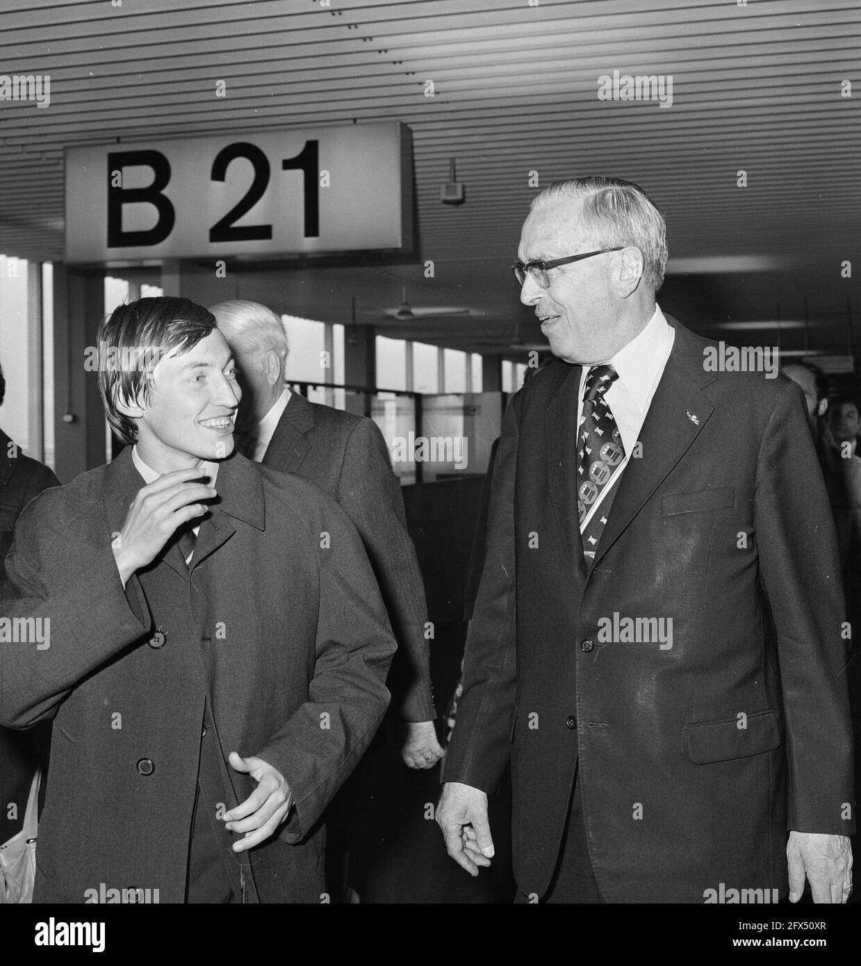 Karpov-Ribli, & Larsen-Karpov (Amsterdam 1980), with annotations by Karpov.