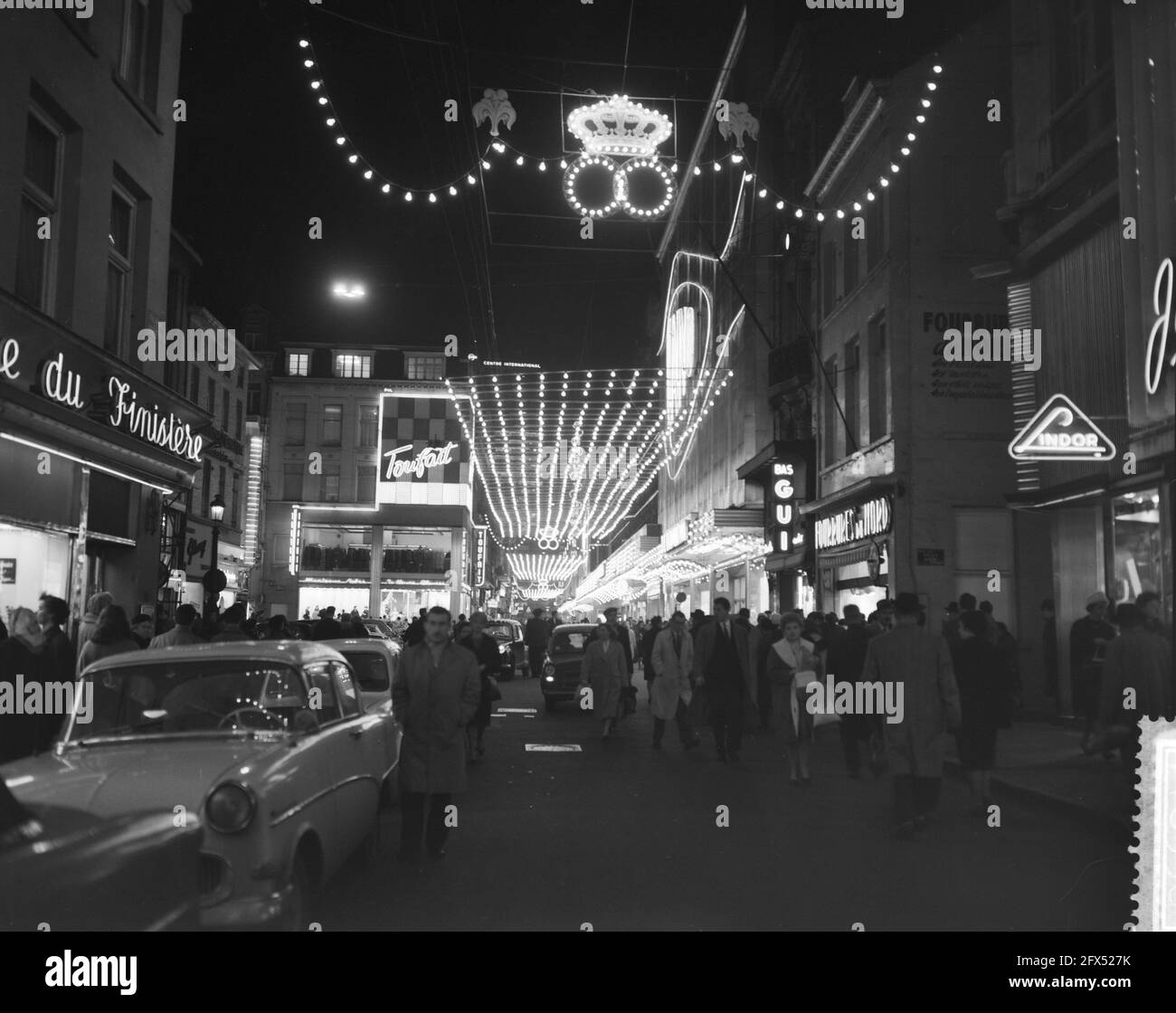 Brussels Old Town - Belgium - People Walking Along the Mediamarkt  Electronics Concern in the Rue Neuve, the Main Shopping Street Editorial  Stock Photo - Image of logo, area: 243000343