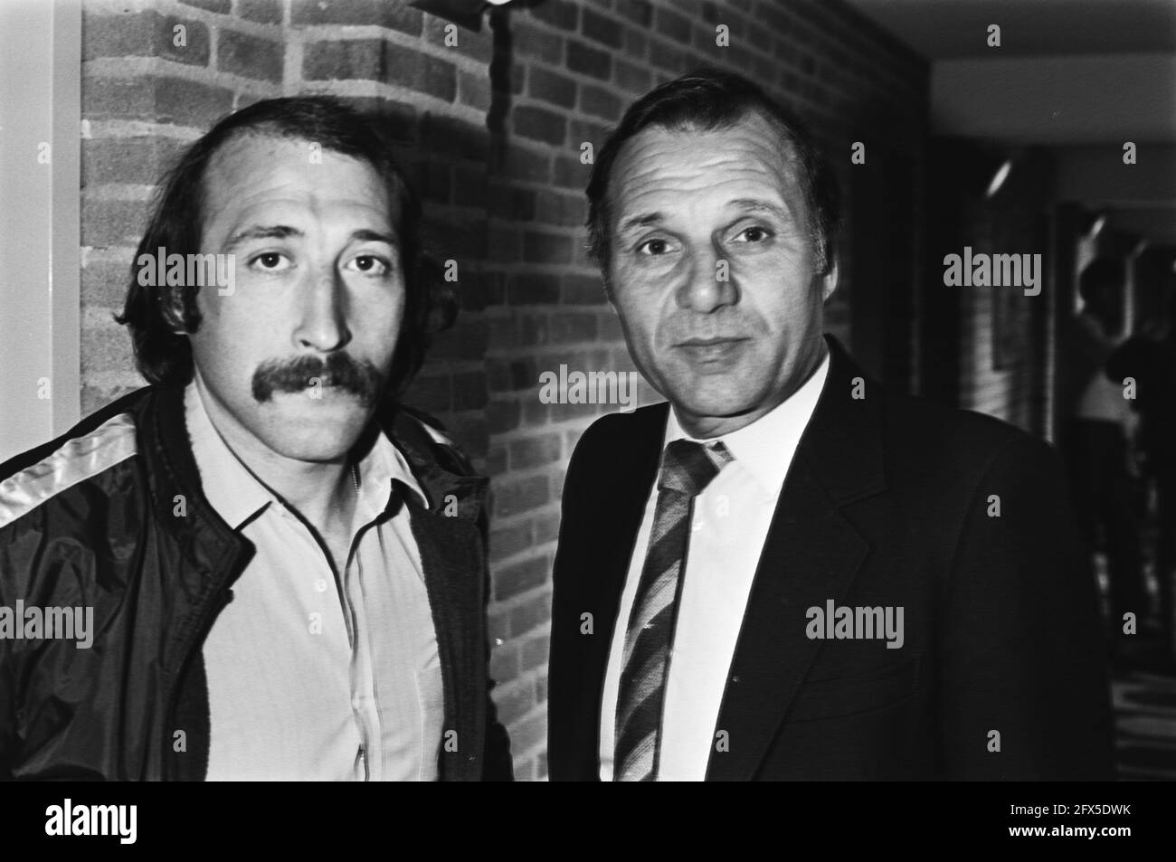 French team Sochaux in Alkmaar for semi-final toUEFA cup against AZ67, trainer Rene Hausse with Patrick Revelli, April 21, 1981, sports, trainers, soccer, The Netherlands, 20th century press agency photo, news to remember, documentary, historic photography 1945-1990, visual stories, human history of the Twentieth Century, capturing moments in time Stock Photo