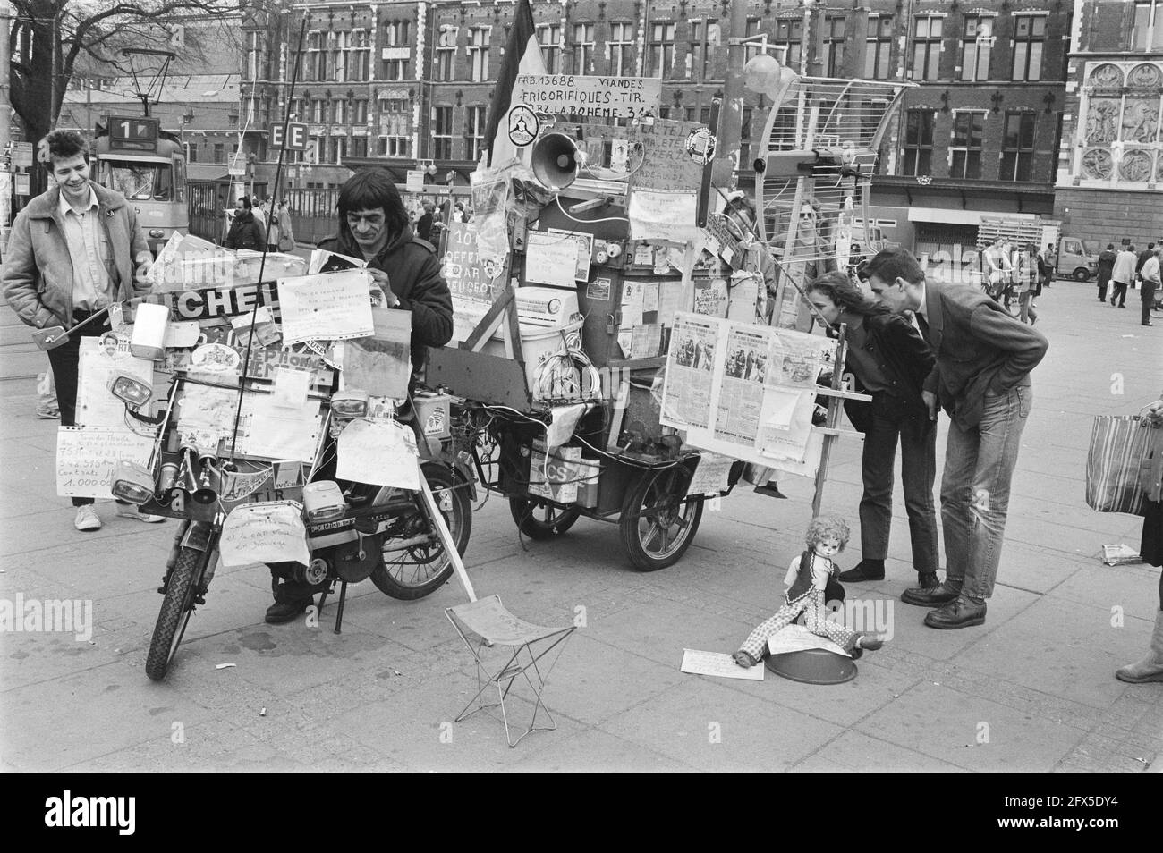 French world traveler Michel Ayrault with moped-drawn vehicle, April 19, 1984, The Netherlands, 20th century press agency photo, news to remember, documentary, historic photography 1945-1990, visual stories, human history of the Twentieth Century, capturing moments in time Stock Photo